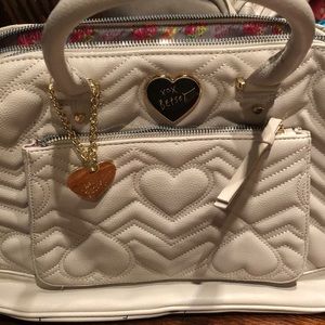 Betsey Johnson like new Purse